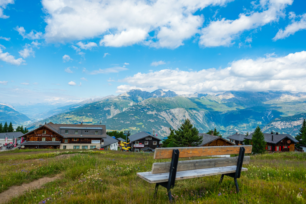 Aussicht von Rosswald ins Rhonetal